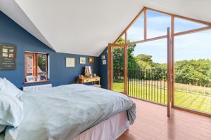 Photo 33- click for photo gallery